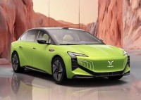 有望11月上市 红旗E001内饰官图发布