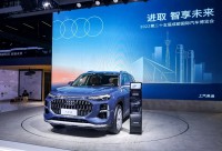 多屏幕+按键 全新内饰设计 奥迪Q6 e-tron内饰预告图发布