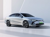 你能买到最便宜的华为车机？几何G6只要12万！