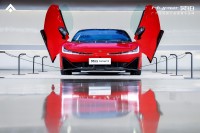 中国第一量产超跑?昊铂SSR上市 128.6万起售