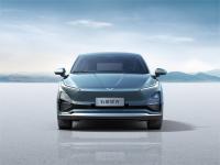 五菱星光，年轻人的第一款新能源家轿？