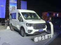 双连屏+智能驾驶 起售价15.38万 这台轻客真绝了！