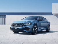 “中年座驾”越活越年轻！增配又降价 依旧是B级家轿扛把子