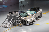 “超纲”实力无惧“超纲”挑战  领克08成功挑战中国首次新能源60km/h侧碰叠加柱碰实车测试