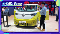 后排放倒，超大空间！ 车展实拍大众ID. Buzz