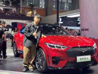 电动也能野性！车展实拍新款福特电马 升级配置后再战！