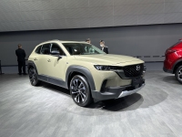 翻桌子之作！车展实拍马自达CX-50 这价位真无敌了？