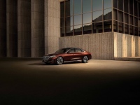 智能豪华，独E无二——全新梅赛德斯-奔驰长轴距E级车开启预售