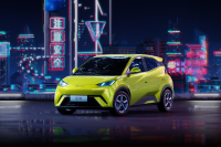 毕业买车！预算8万左右，年轻人第一辆车应该怎么选?