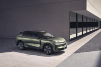 11月销量达10019辆 领克08 EM-P创中型插电式混动SUV“销冠”速度