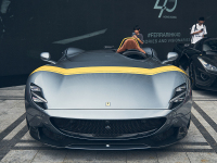 全球不到500辆 一上市就升值 实拍法拉利Monza SP1