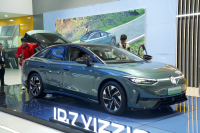 越级空间 众多黑科技加持 22万起售！大众ID.7上市