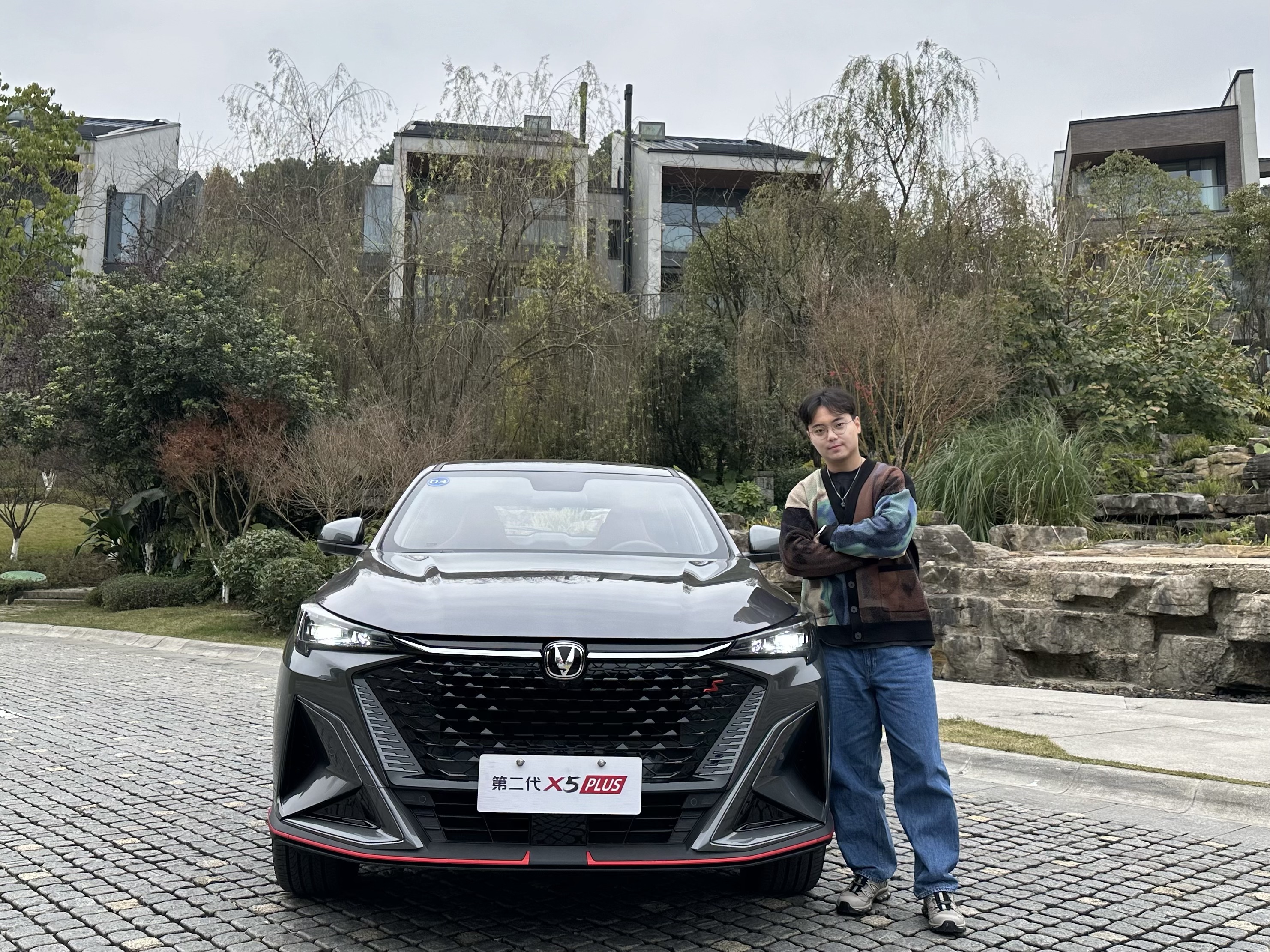 十万级新卷王!这价位7秒级加速 长安这车杀疯了