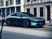 17万级最漂亮的新车？这极越新车注定爆火！