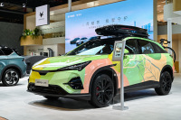 极狐阿尔法T5，定位“全优生”超能纯电SUV