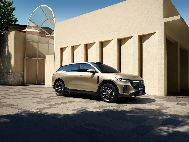 20万级纯电SUV新标杆！为啥岚图知音是更懂消费者的选择？