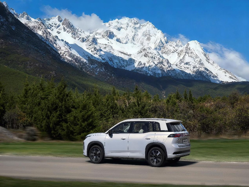 连续霸榜销冠！仅需10.28万，埃安i60国民增程新版开启“全民增程”新纪元