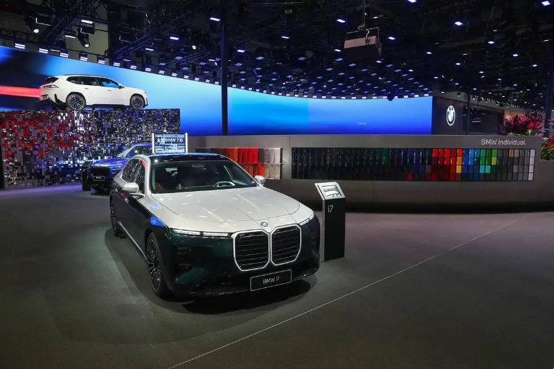 全新BMW 7系以特别定制重塑现代豪华新境界